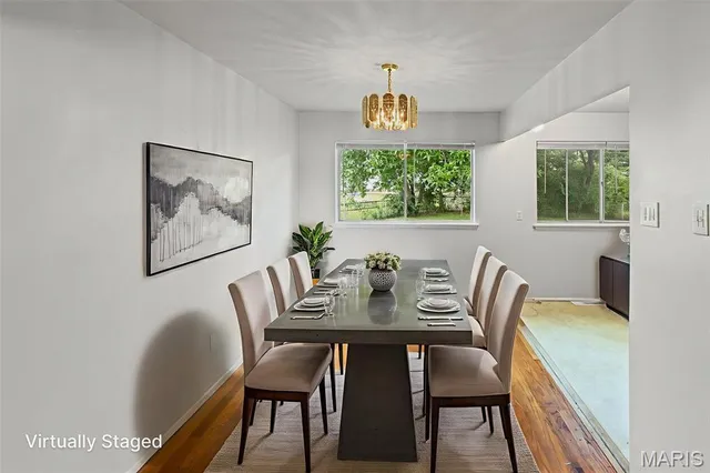 $144,900 | 10 Garnier Court, Florissant, MO 63031