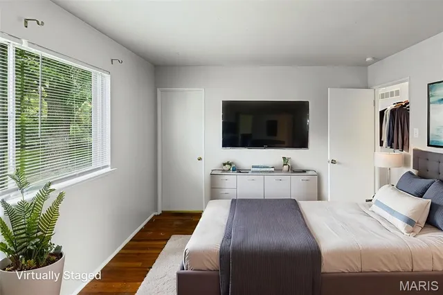 $144,900 | 10 Garnier Court, Florissant, MO 63031