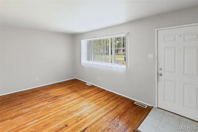 $144,900 | 10 Garnier Court, Florissant, MO 63031