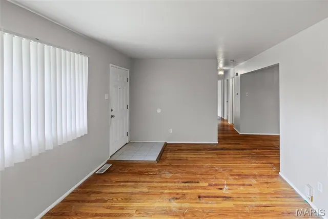 $144,900 | 10 Garnier Court, Florissant, MO 63031