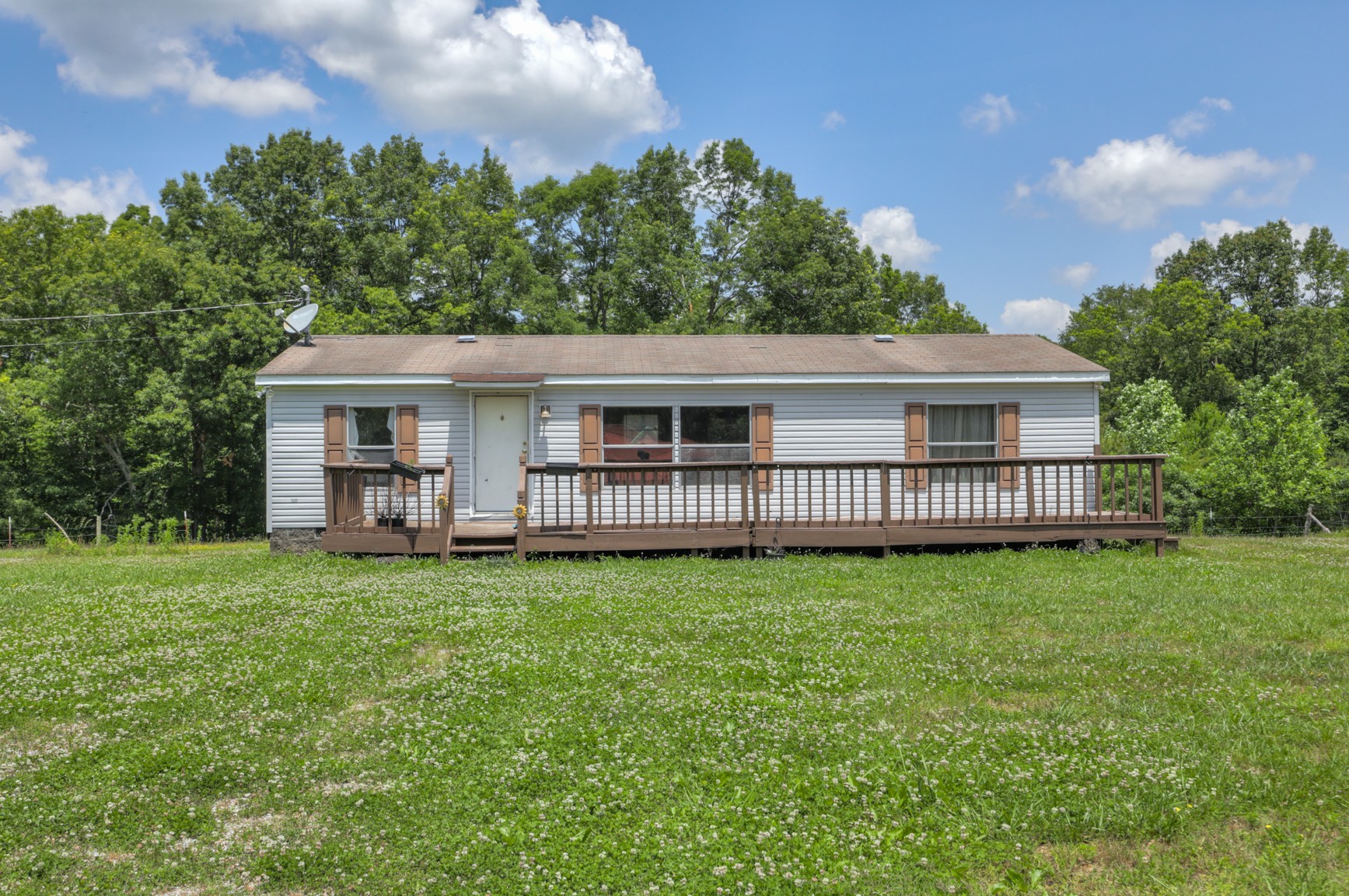 7040 M And M Road Lyles, TN 37098 - Photo 2 of 38 Gallery Image 2