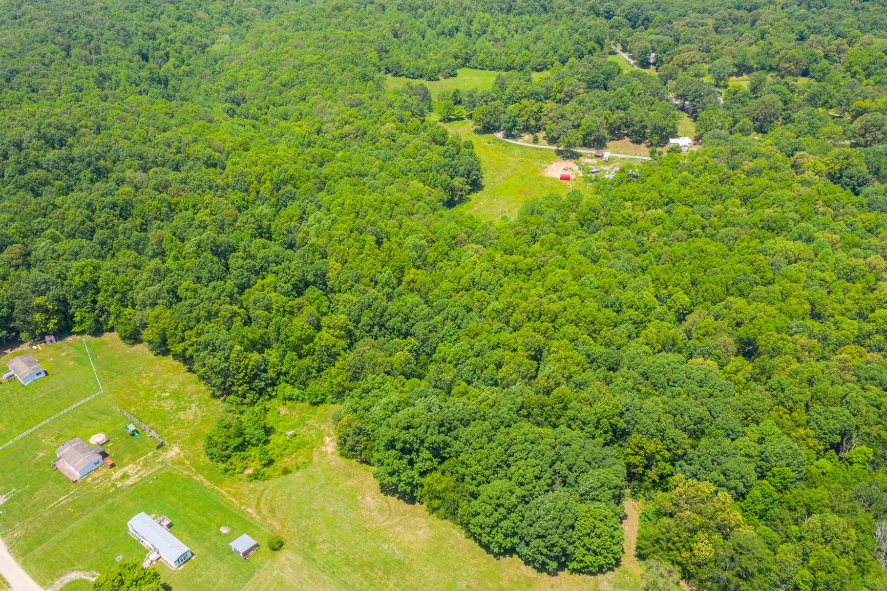7040 M And M Road Lyles, TN 37098 - Photo 34 of 38 Gallery Image 34