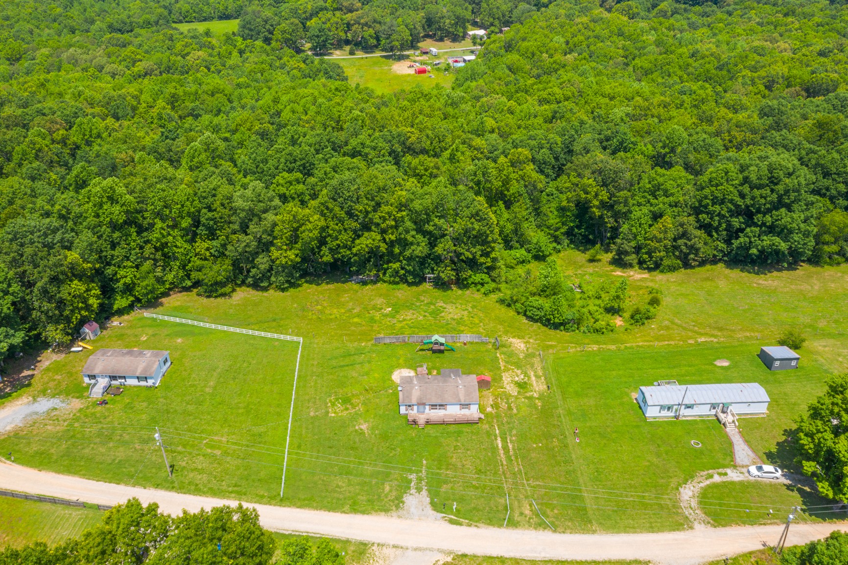 7040 M And M Road Lyles, TN 37098 - Photo 10 of 38 Gallery Image 10