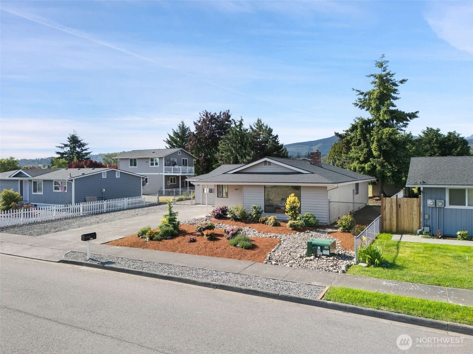 807 West Fir Street Sequim, WA 98382 - Photo 25 of 32