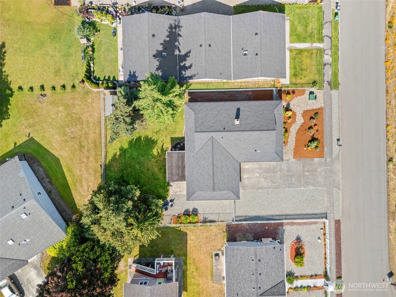807 West Fir Street Sequim, WA 98382 - Photo 29 of 32