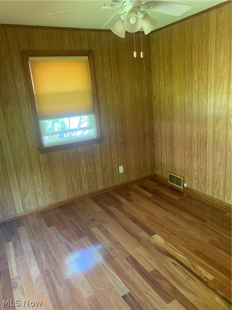 4493 Birchwold Road South Euclid, OH 44121 - Photo 23 of 31 Den