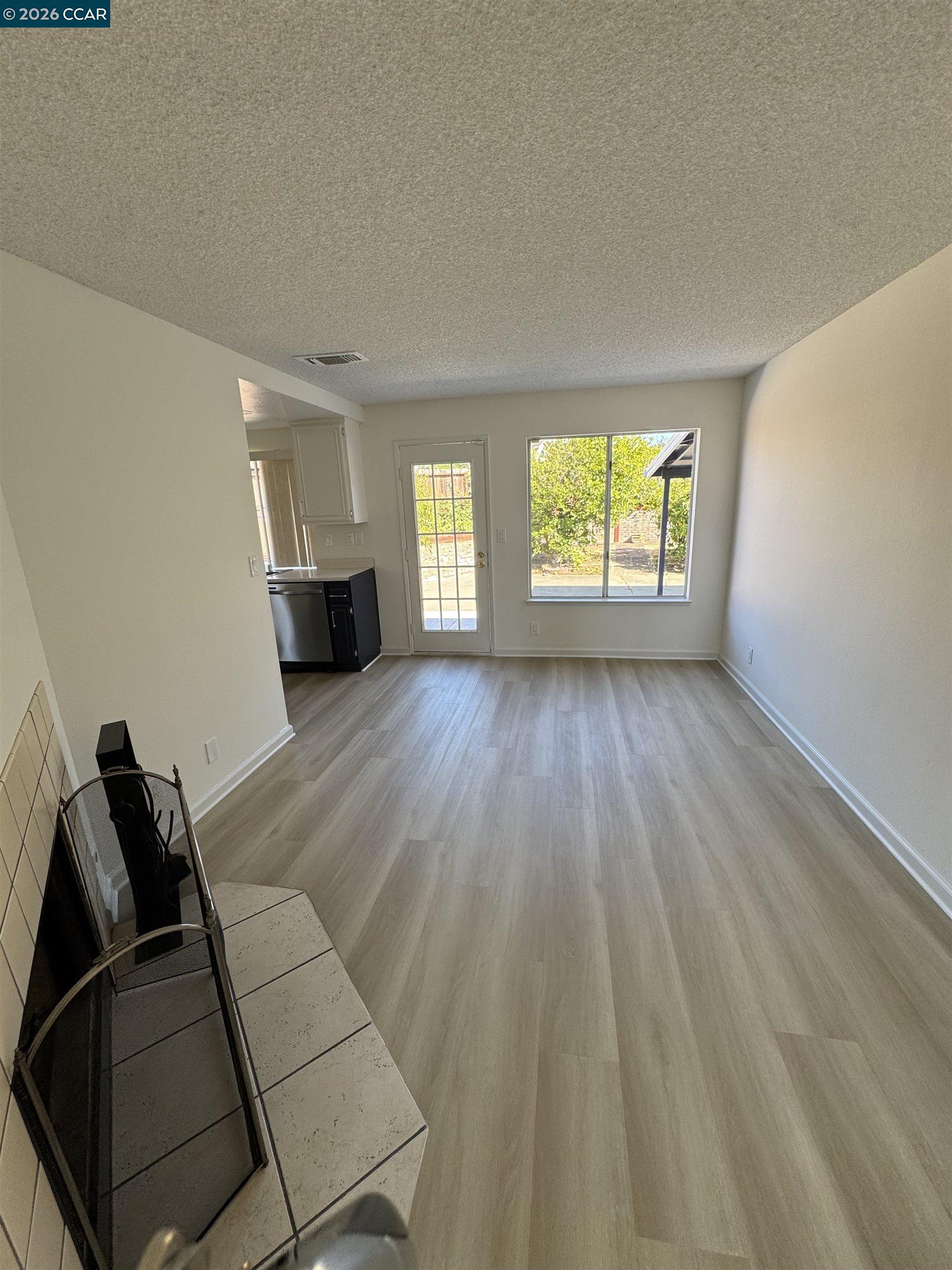 207 Stoney Ridge Road Vallejo, CA 94589 - Photo 8 of 39