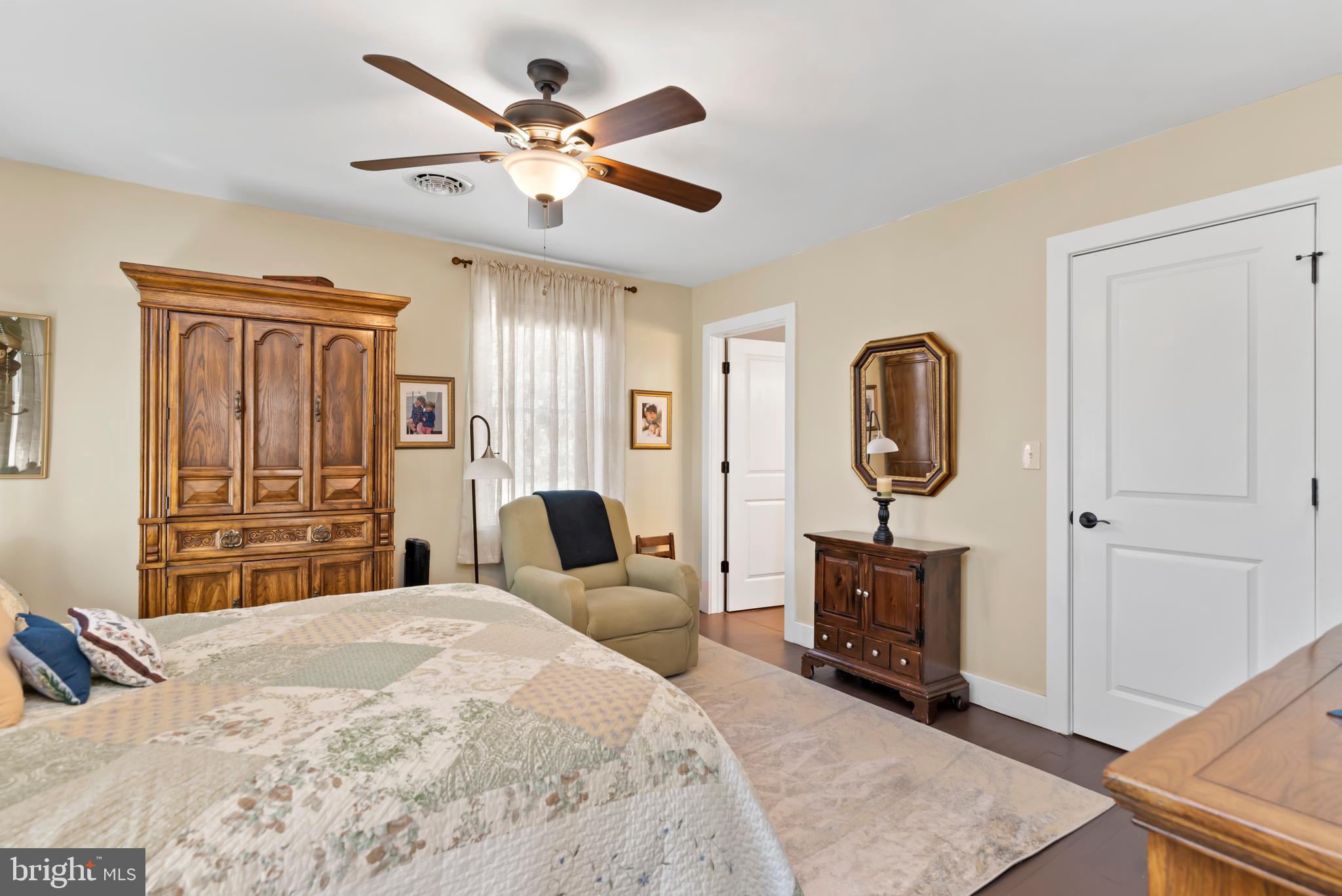 1459 Goodyear Road Gardners, PA 17324 - Photo 12 of 39 1st floor owners suite