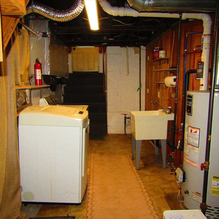 465 Spring Street Northampton, MA 01053 - Photo 23 of 30
