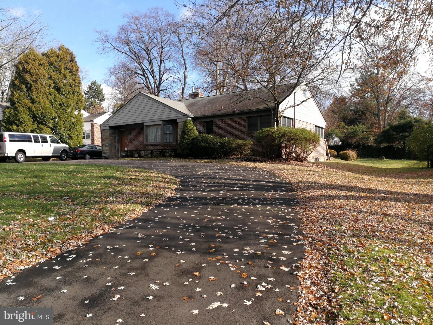 3209 Pine Road Huntingdon Valley, PA 19006 - Photo 3 of 25 Gallery Image 3