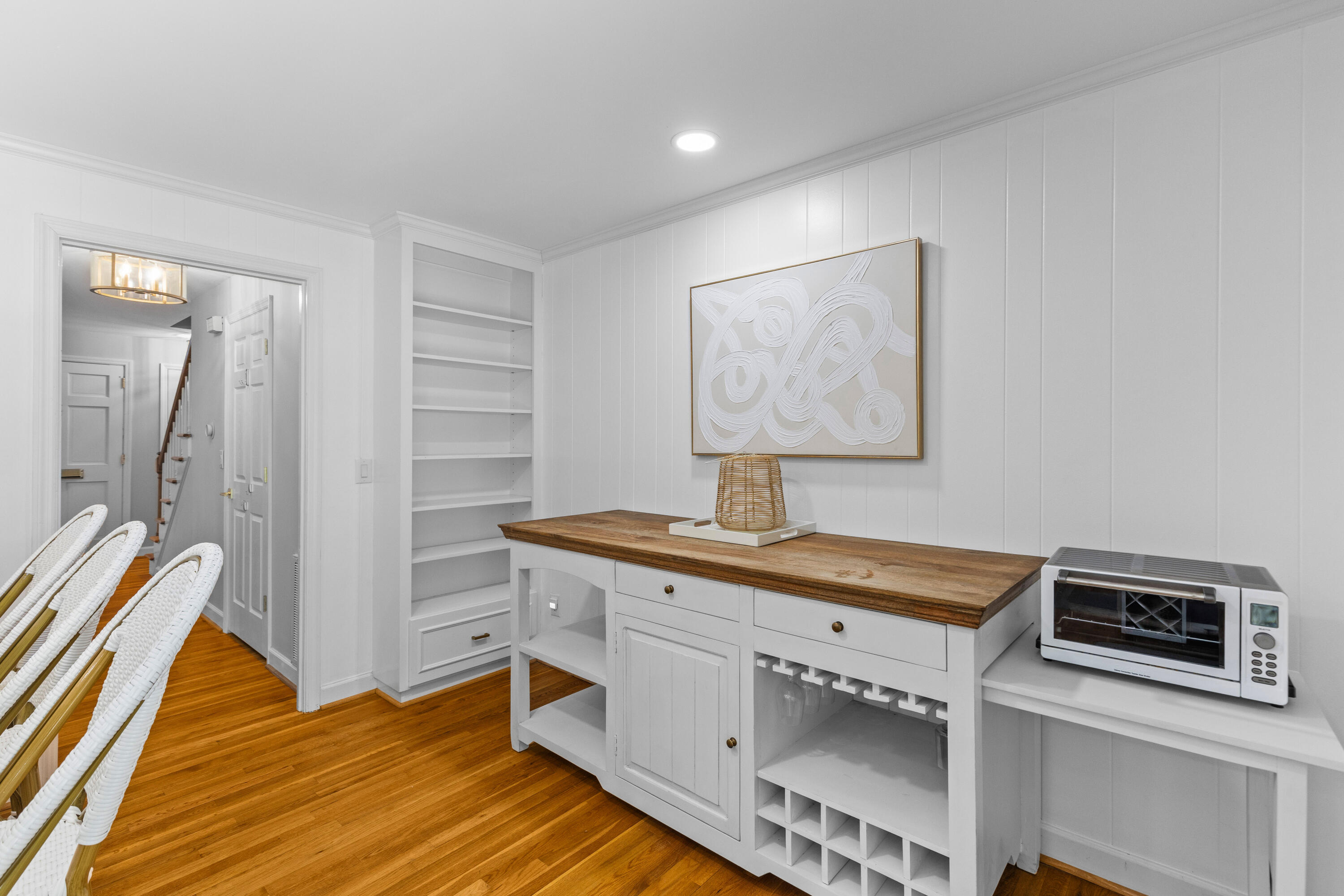 146 Broad Street, Unit B Charleston, SC 29401 - Photo 17 of 44 1G1A3330