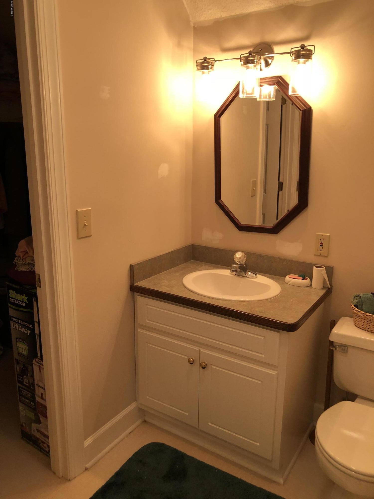 4516 Riverbirch Road Wilson, NC 27896 - Photo 21 of 42 Half Bath