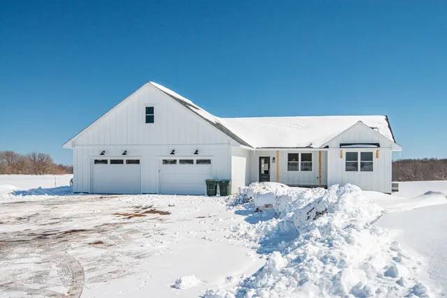 $650,000 | Tbd Keystone Avenue, Harris, MN 55032