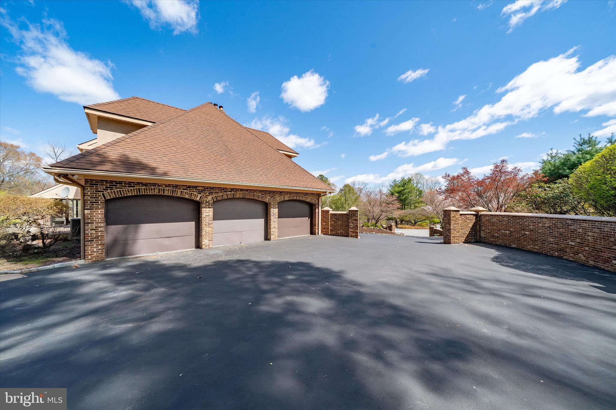 411 Hidden Valley Road Media, PA 19063 - Photo 16 of 90