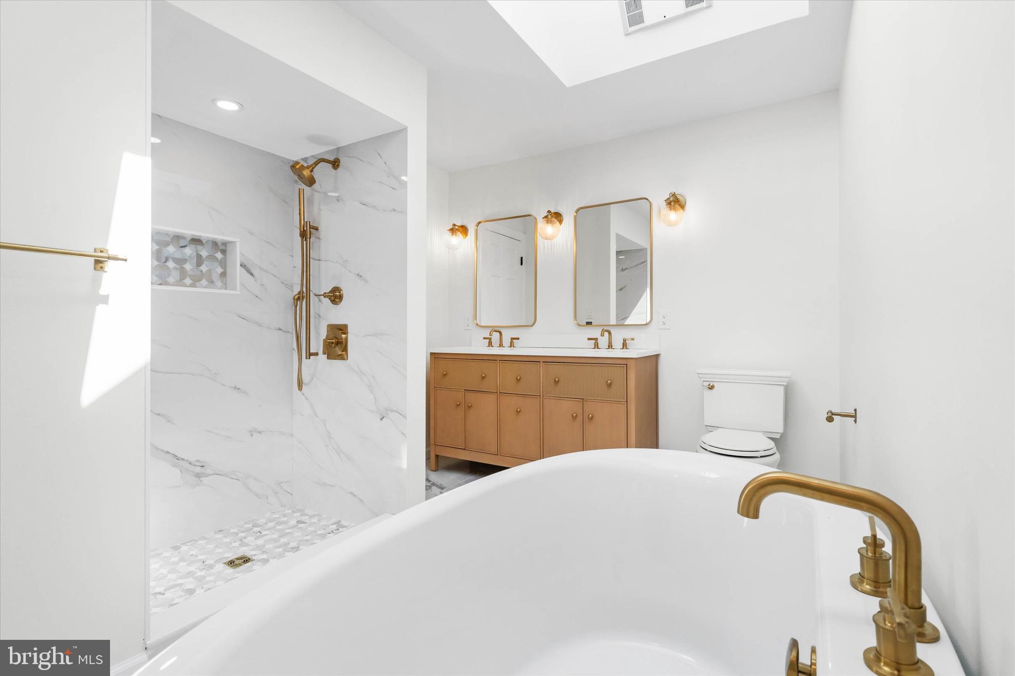 411 Hidden Valley Road Media, PA 19063 - Photo 54 of 90 Primary bath