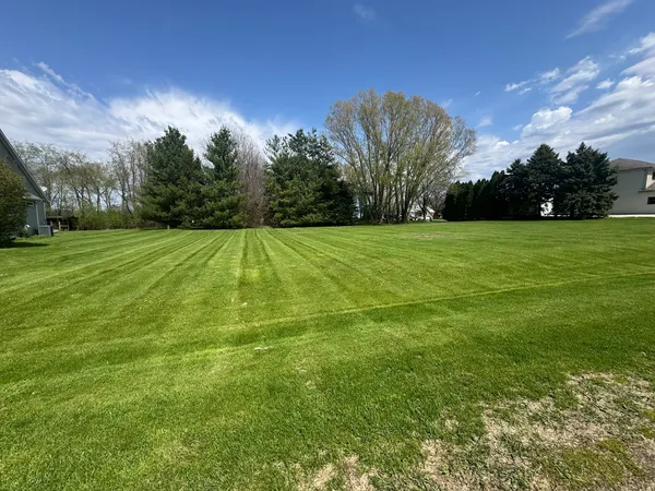 $40,000 | 11755 Ellwood Greens Road, Genoa, IL 60135