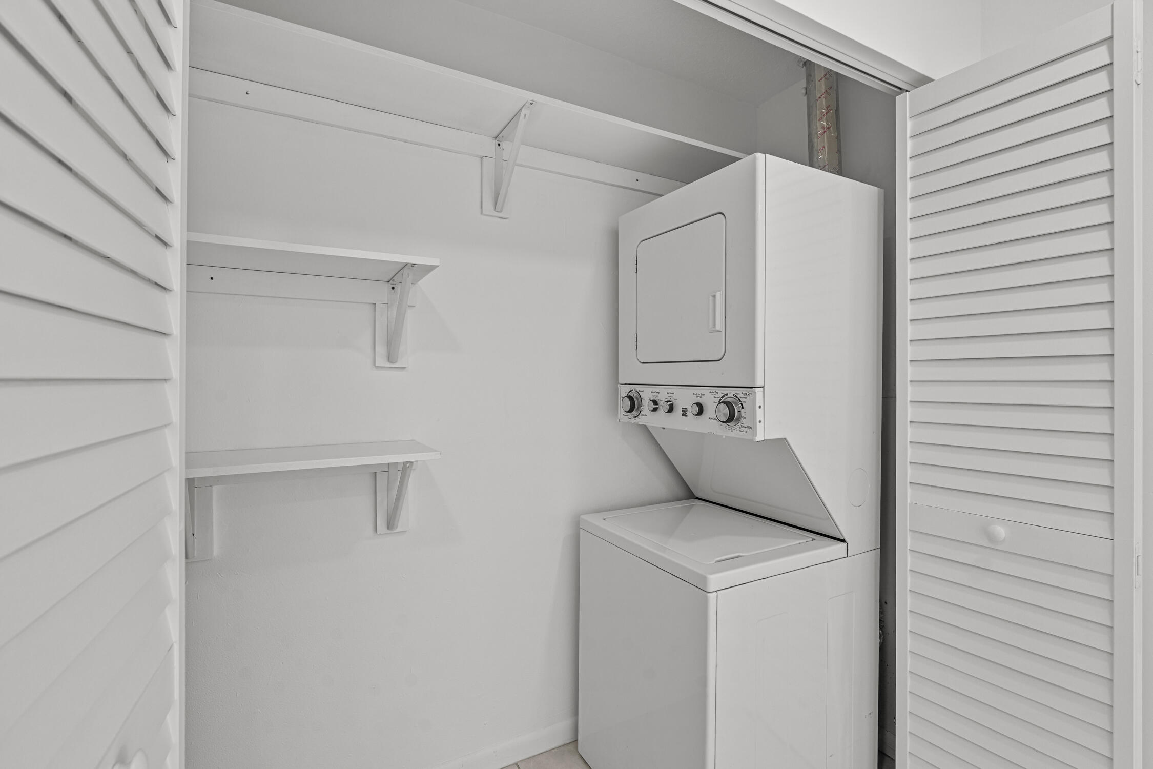 1908 Northwest 4th Avenue, Unit 107 Boca Raton, FL 33432 - Photo 8 of 12 DSC08501