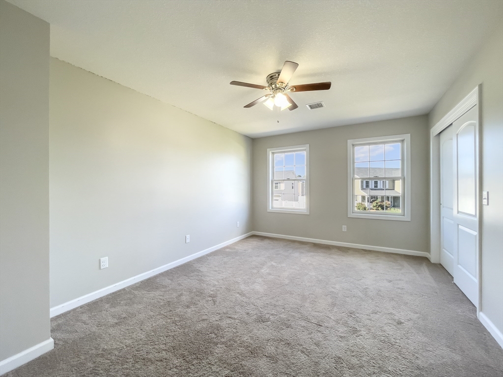 210 Naismith Street Springfield, MA 01104 - Photo 28 of 38