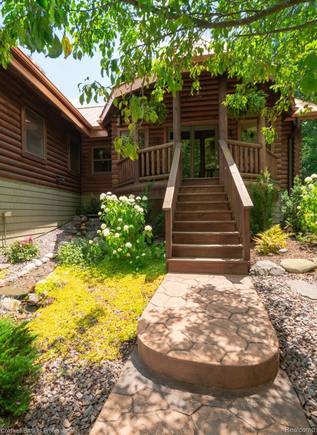543 Golf Road Lapeer, MI 48446 - Photo 4 of 74 543 Golf-4.jpg