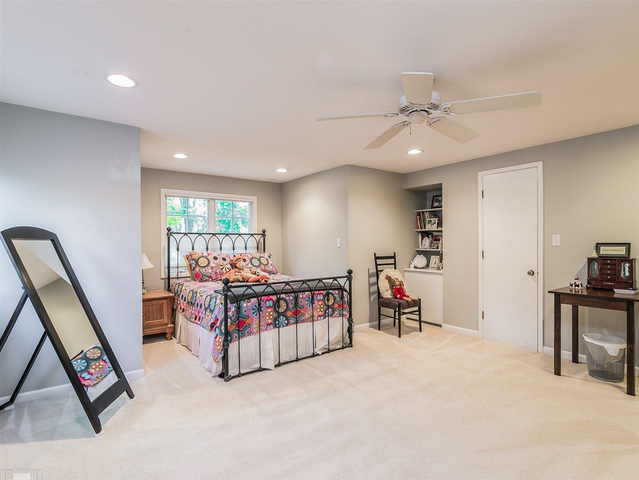 525 Shelden Road Grosse Pointe Shores, MI 48236 - Photo 32 of 51