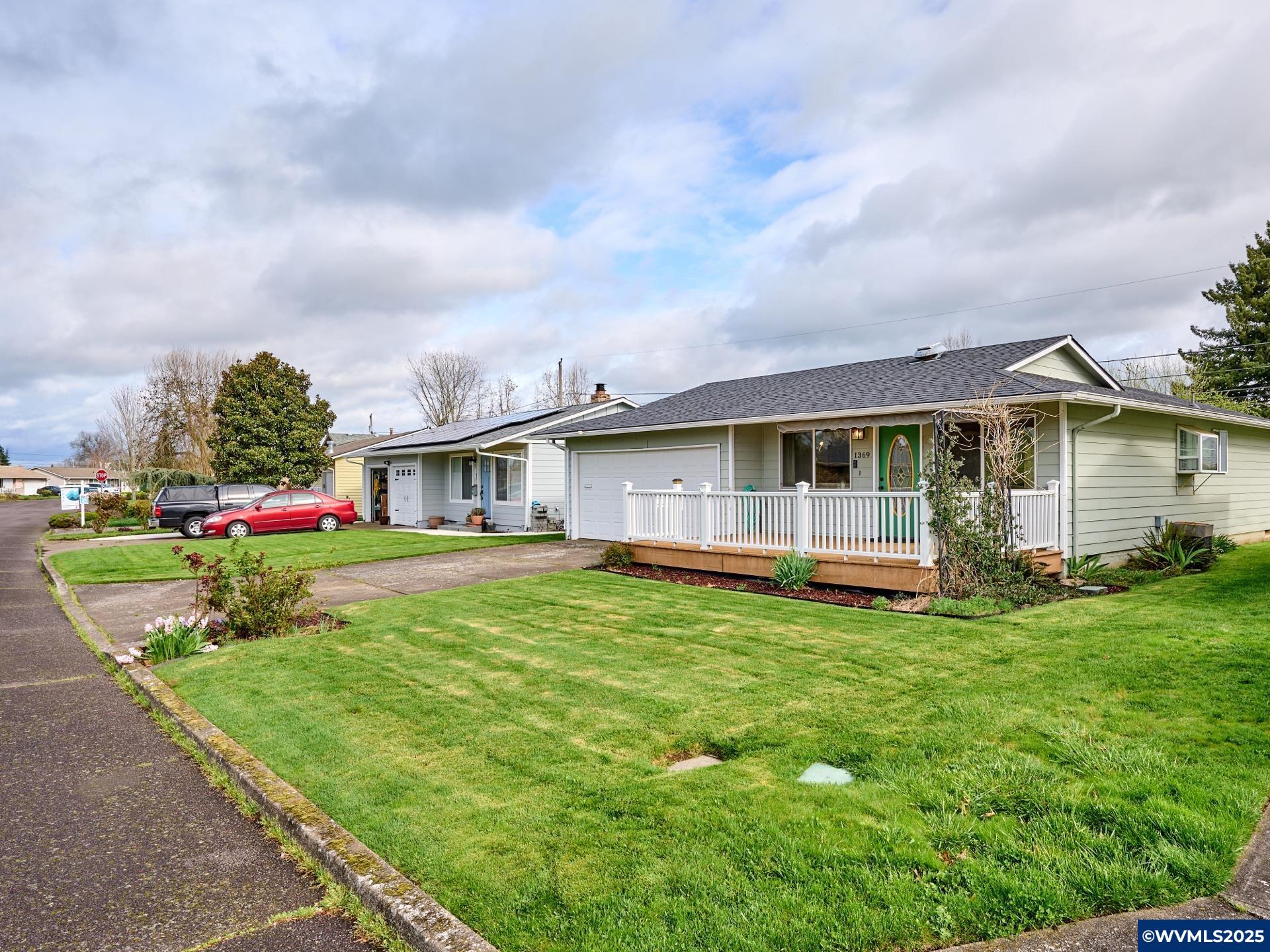 1369 Thompson Road Woodburn, OR 97071 - Photo 21 of 29 Gallery Image 21