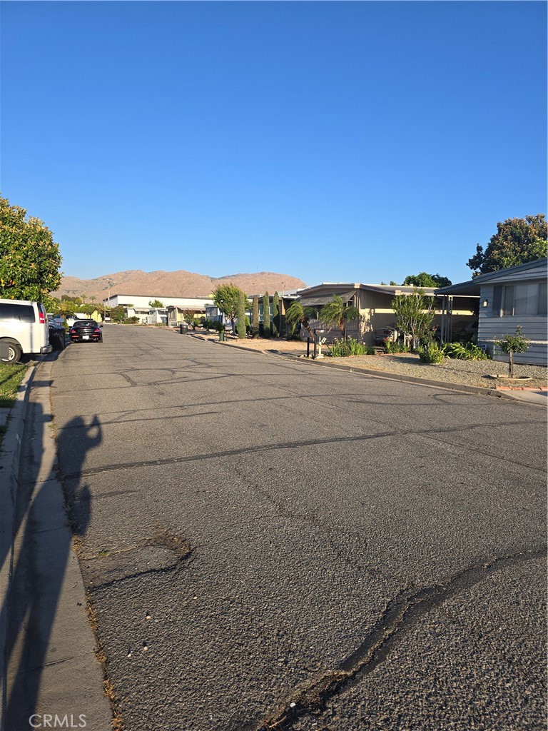 46 Round Table Drive Riverside, CA 92507 - Photo 4 of 18
