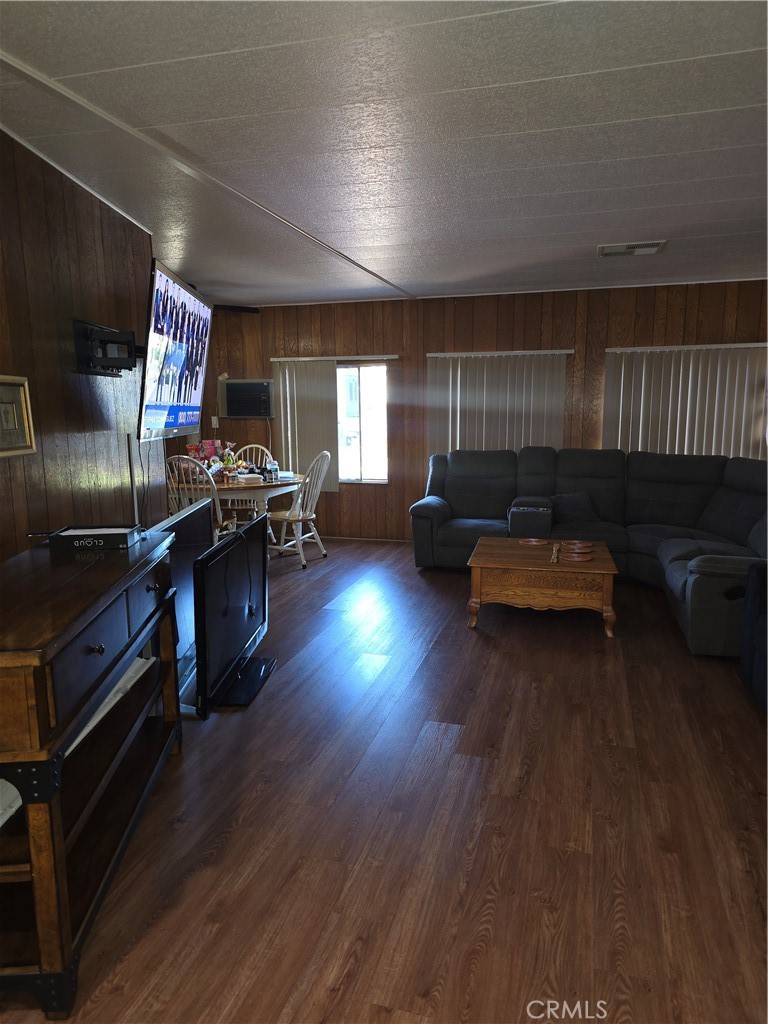 46 Round Table Drive Riverside, CA 92507 - Photo 6 of 18