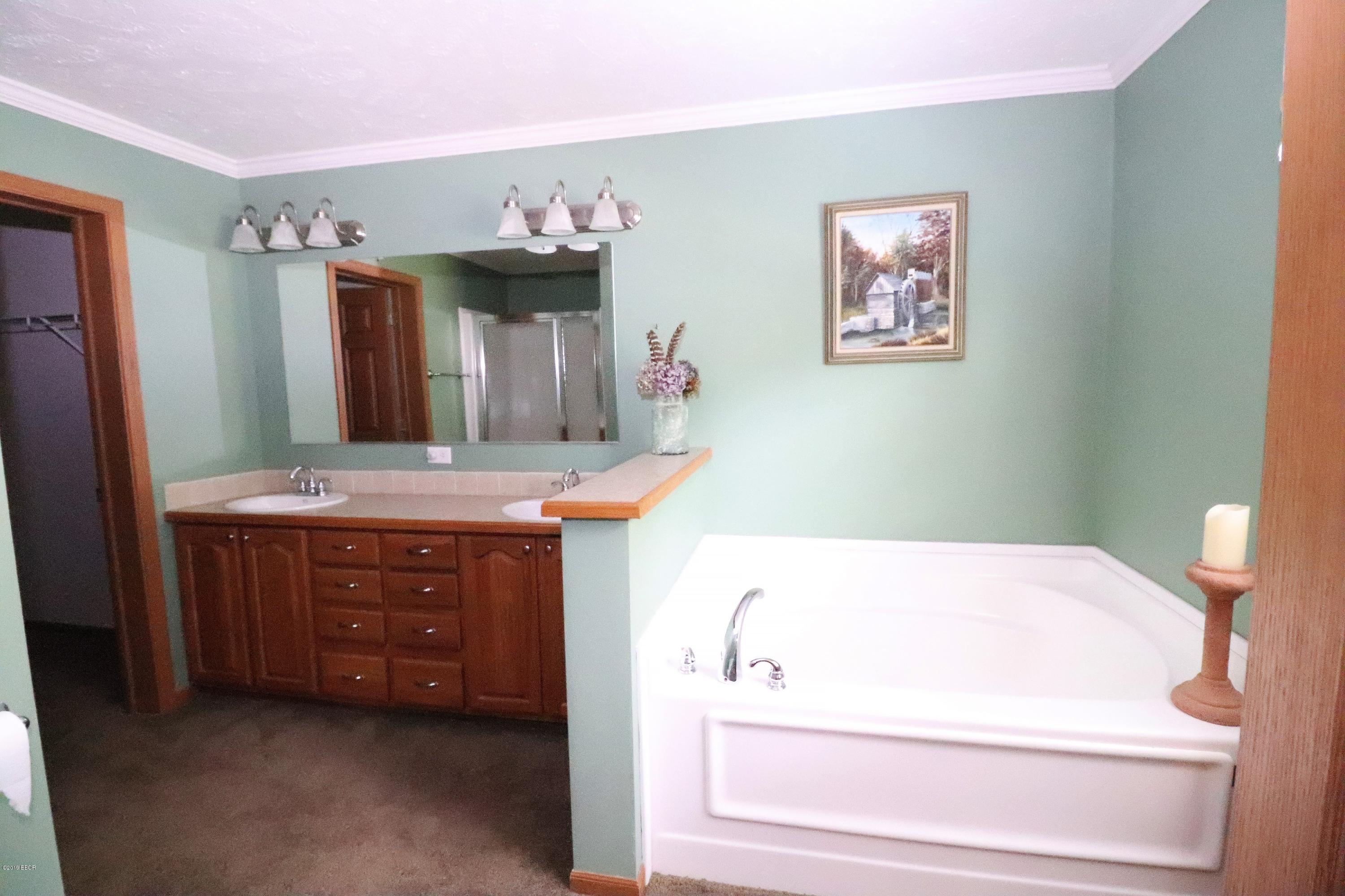 11267 Husband Road Marion, IL 62959 - Photo 16 of 33