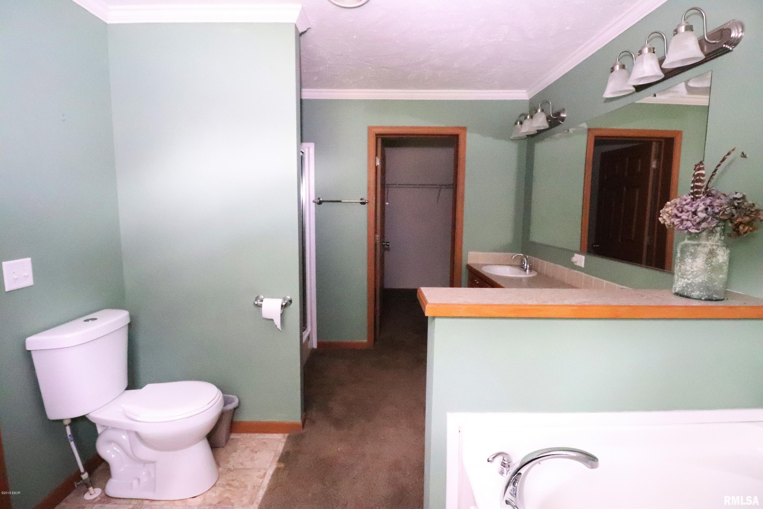 11267 Husband Road Marion, IL 62959 - Photo 17 of 33