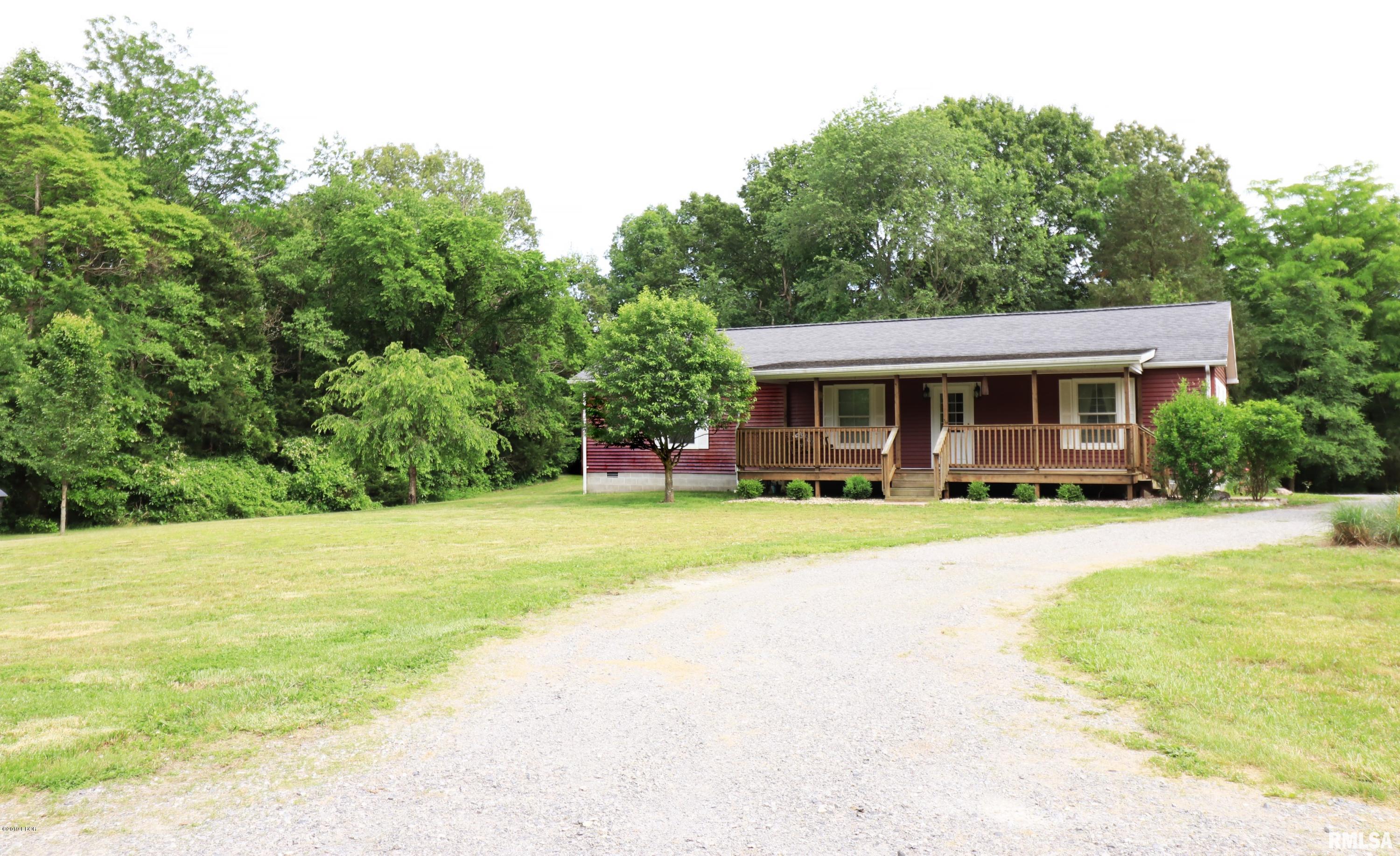 11267 Husband Road Marion, IL 62959 - Photo 3 of 33