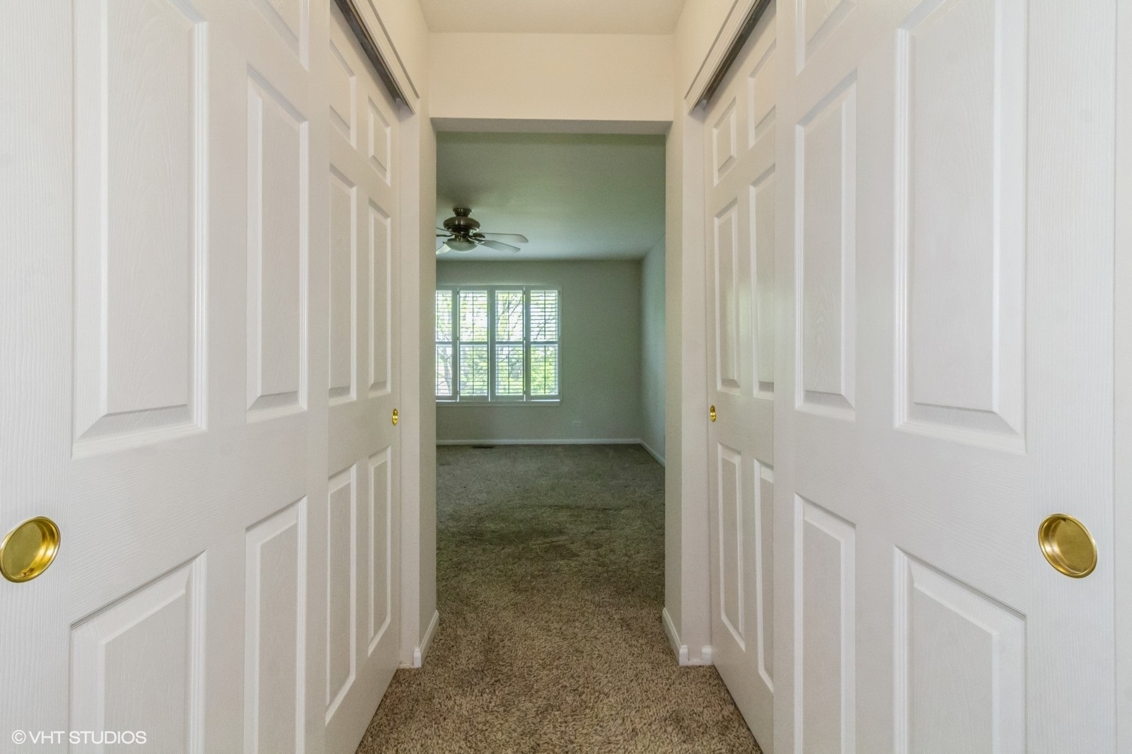 211 Grand Ridge Road St. Charles, IL 60175 - Photo 14 of 25