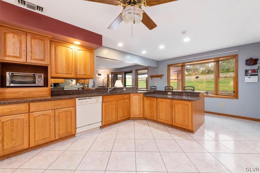 204 Sleepy Hollow Road Bath, PA 18014 - Photo 11 of 33 Gallery Image 11