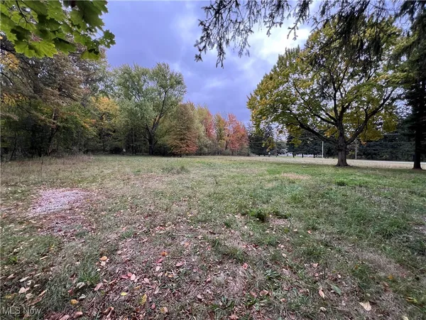 $130,000 | 5269 South Raccoon Road, Canfield, OH 44406