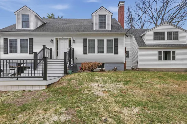 $925,000 | 155 Court Street, Exeter, NH 03833