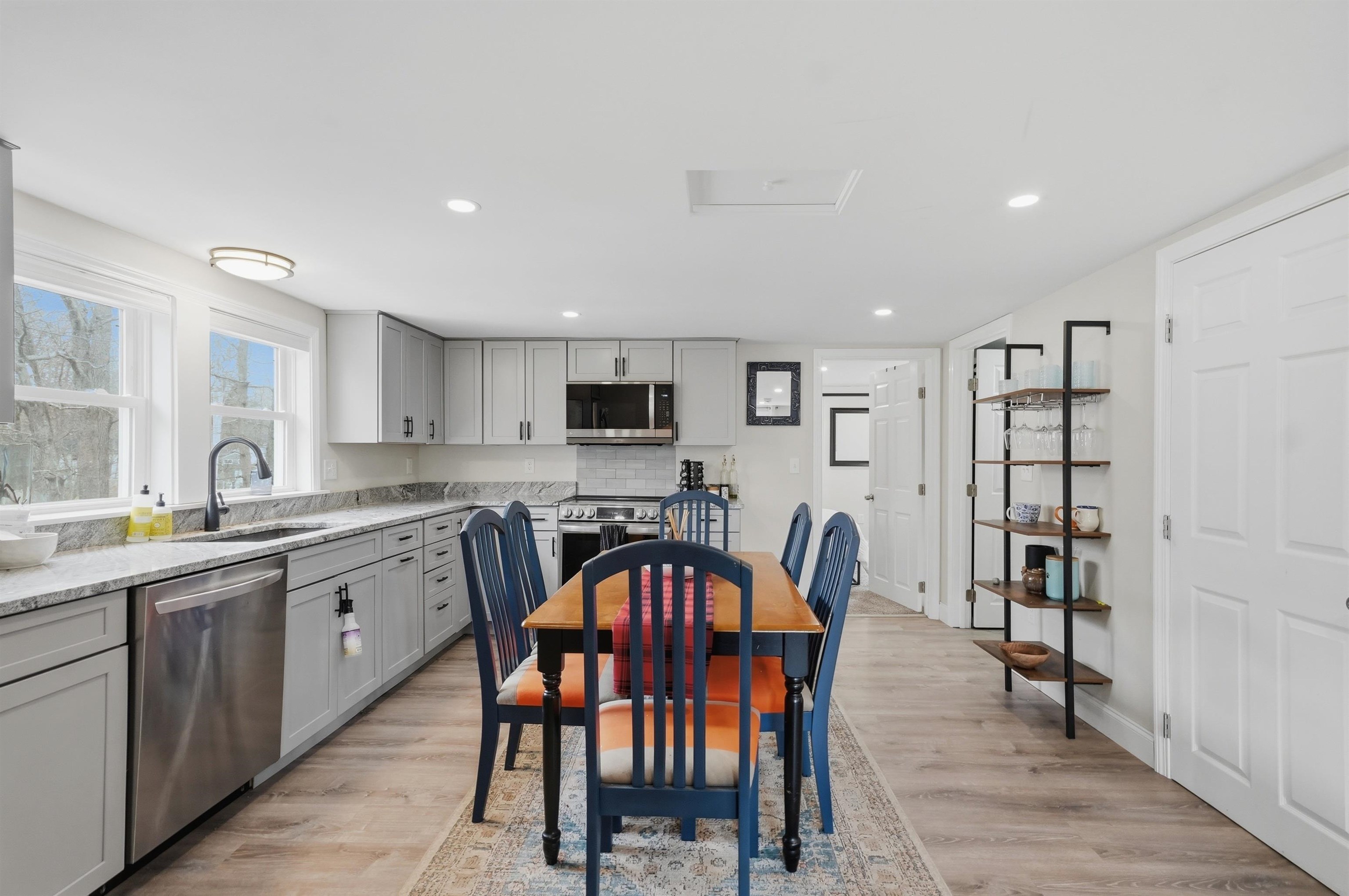 155 Court Street Exeter, NH 03833 - Photo 11 of 55