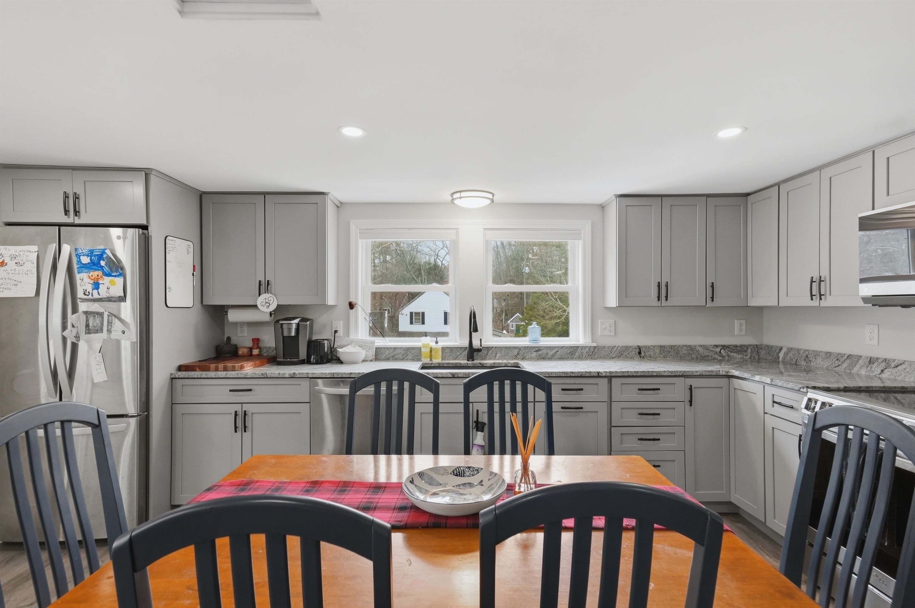 155 Court Street Exeter, NH 03833 - Photo 16 of 55