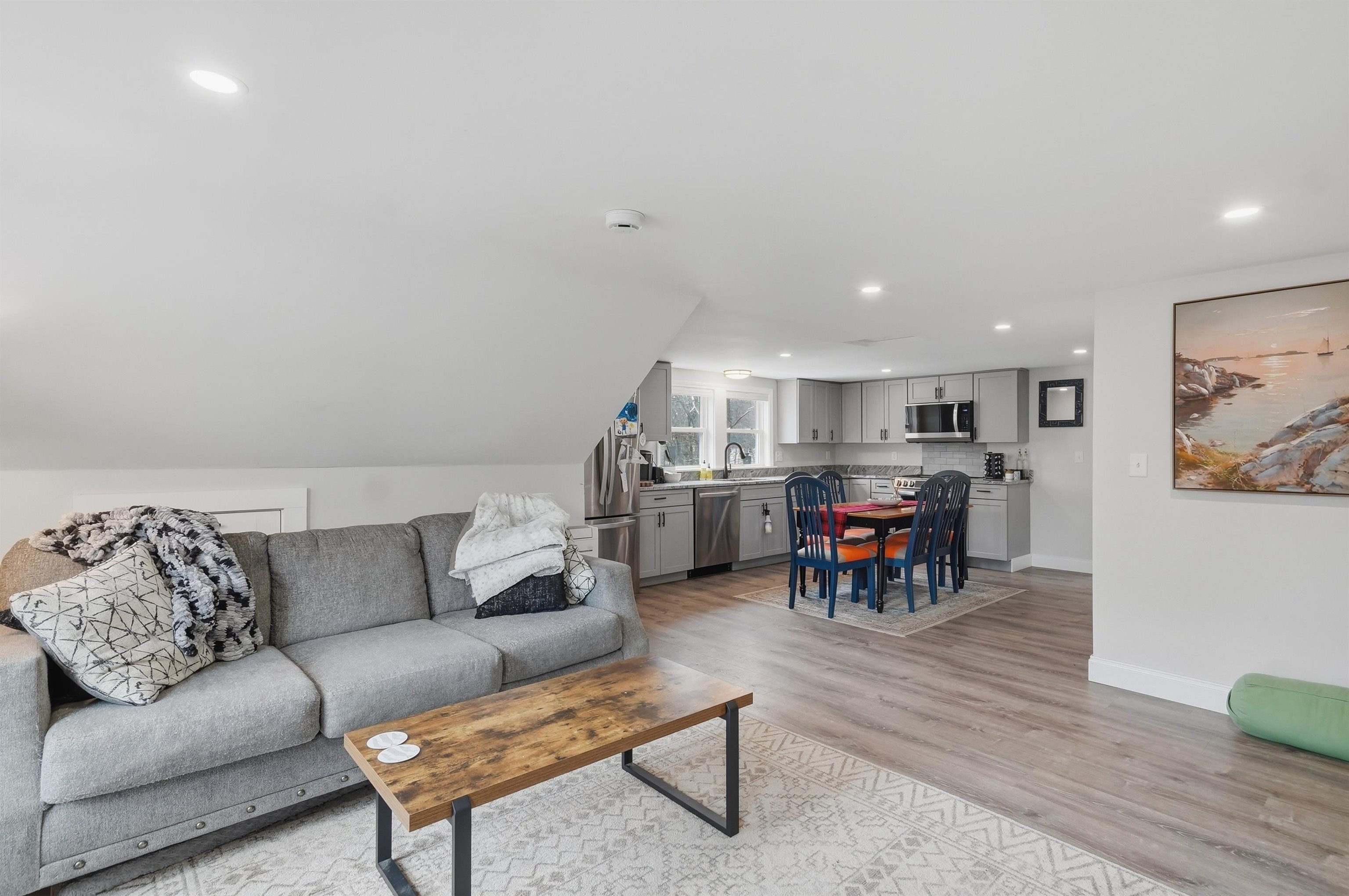 155 Court Street Exeter, NH 03833 - Photo 9 of 55