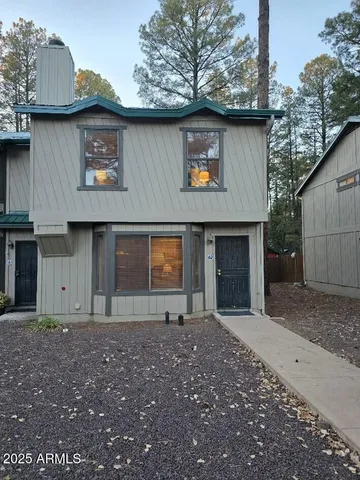 $285,000 | 1460 South Adair Drive, Unit 62, Pinetop, AZ 85935