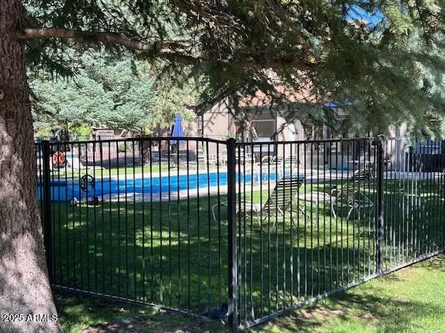 $285,000 | 1460 South Adair Drive, Unit 62, Pinetop, AZ 85935