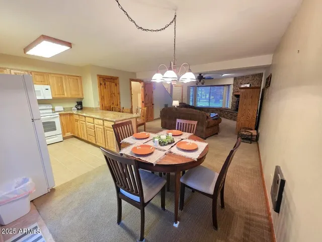 $285,000 | 1460 South Adair Drive, Unit 62, Pinetop, AZ 85935