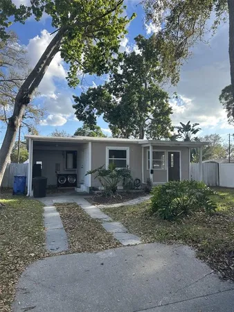 $1,900 | 5038 37th Avenue North, St. Petersburg, FL 33710
