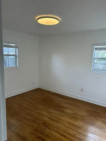 $1,900 | 5038 37th Avenue North, St. Petersburg, FL 33710