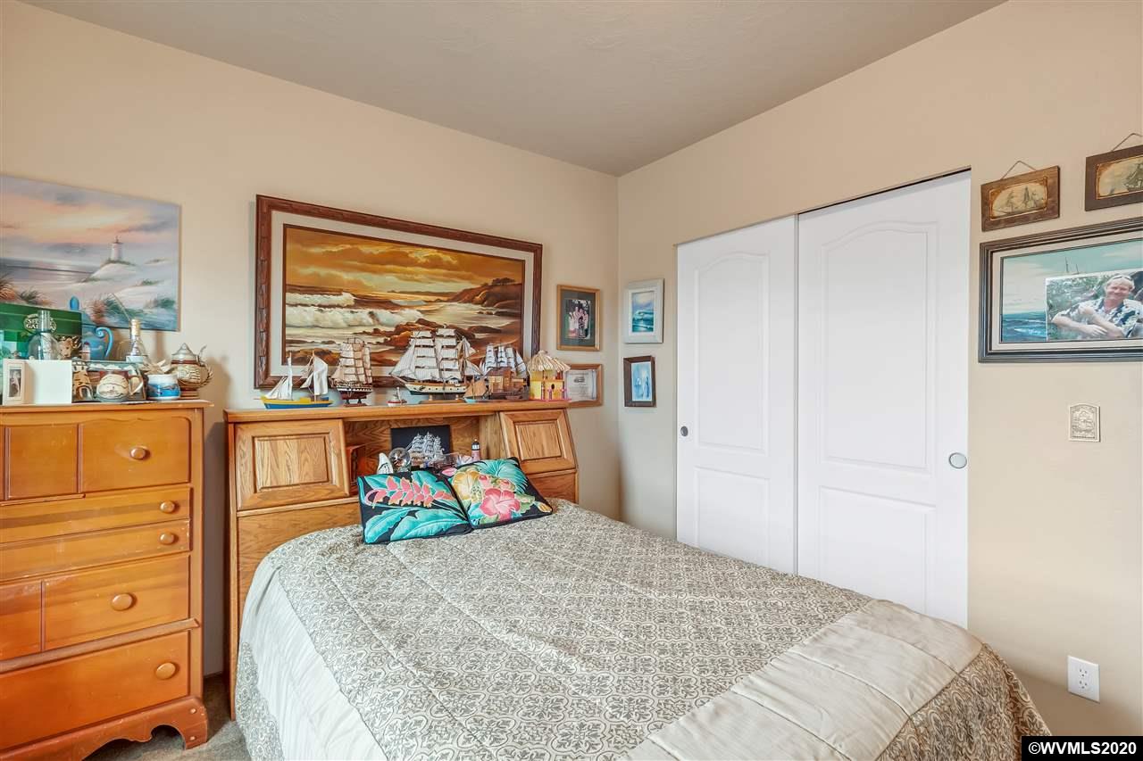 9613 Wells Landing Road Independence, OR 97351 - Photo 17 of 22 Gallery Image 17