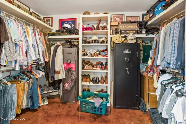 $335,000 | 233 Rockbridge Drive, Madison, MS 39110