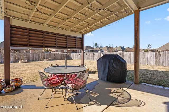 $335,000 | 233 Rockbridge Drive, Madison, MS 39110