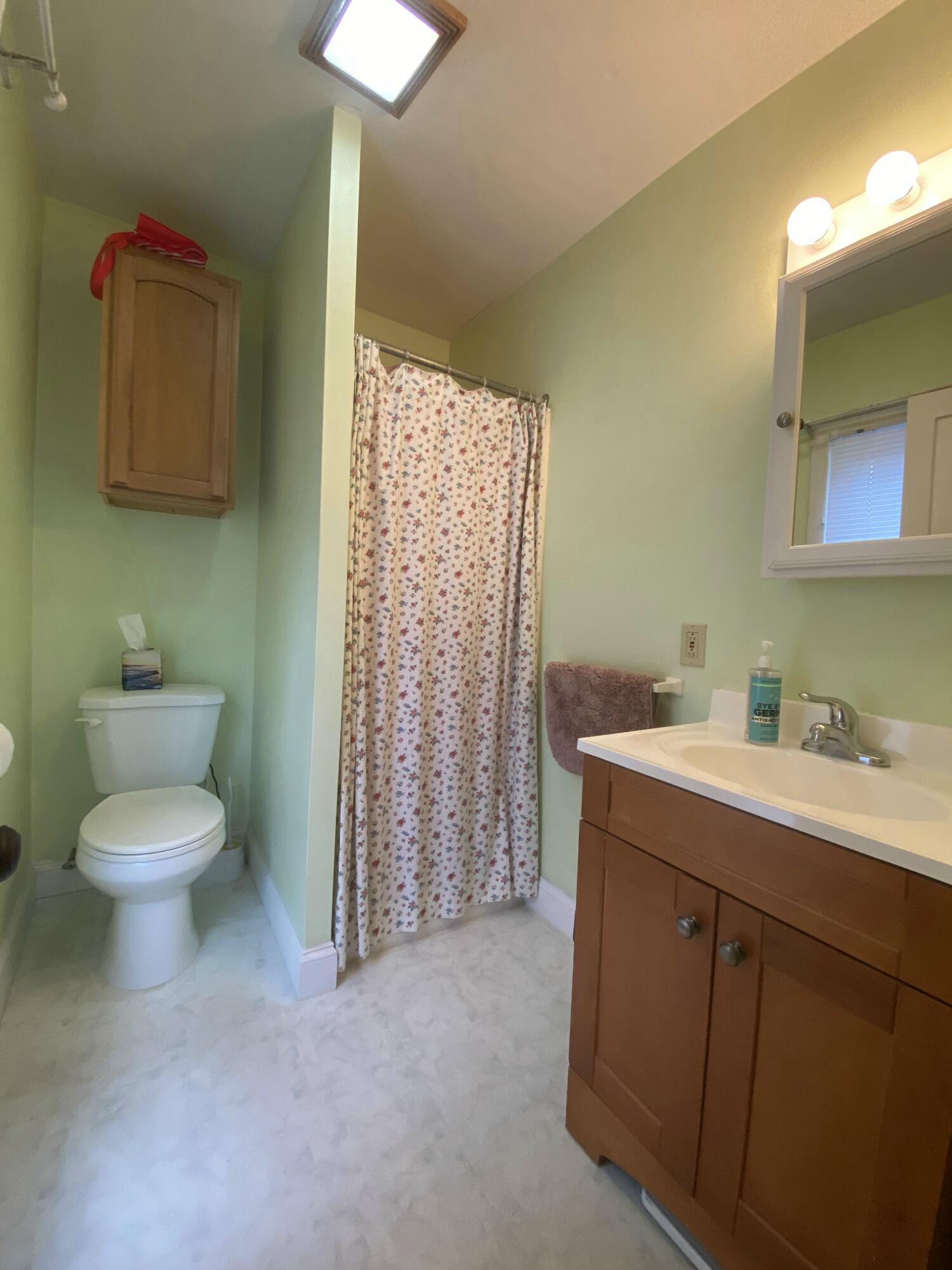 62 State Street Brewer, ME 04412 - Photo 1 of 47 Unit #2 Bathroom