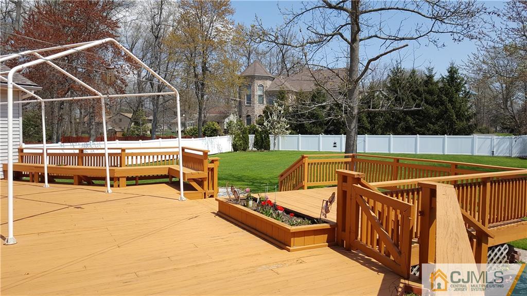 72 Ellmyer Road Edison, NJ 08820 - Photo 7 of 13 Gallery Image 7