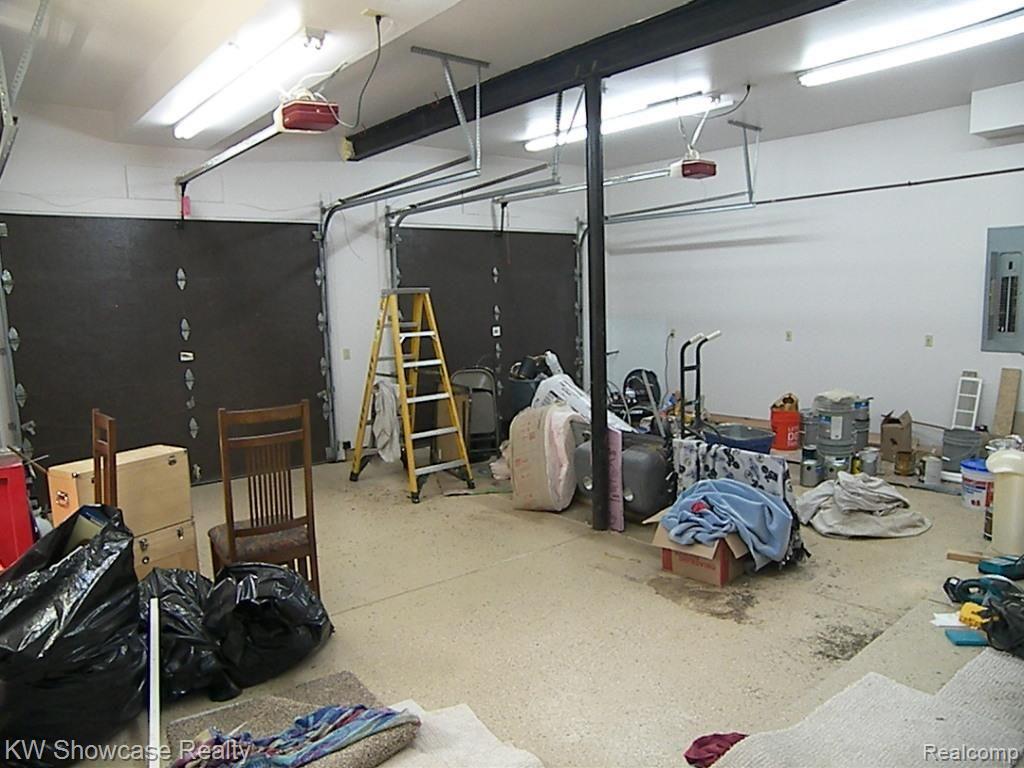 833 North Hughes Road Howell, MI 48843 - Photo 53 of 61 100_3656.jpg