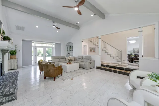 $960,000 | 2473 West Beechwood Avenue, Fresno, CA 93711