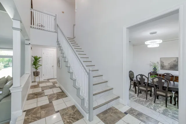 $960,000 | 2473 West Beechwood Avenue, Fresno, CA 93711